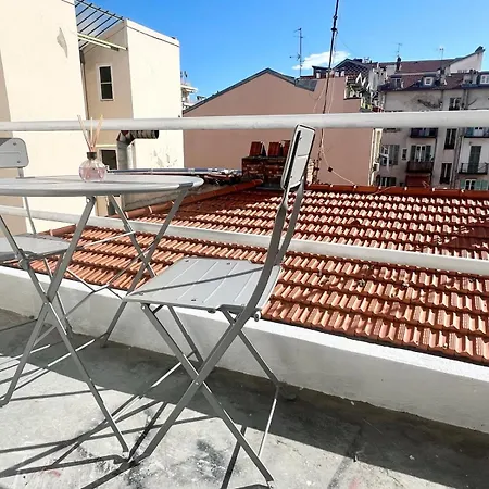 Moderne Renove Avec Balcon *